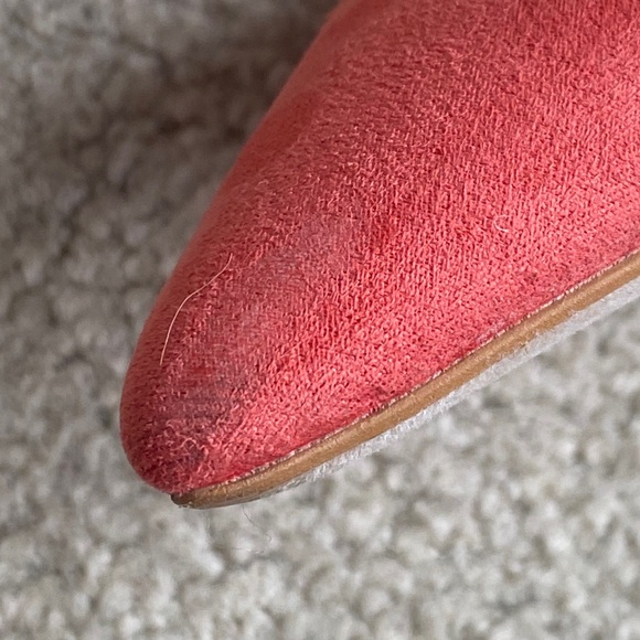 EUC, Faux Suede Heels in Coral, Size 8.5 - Picture 9 of 9